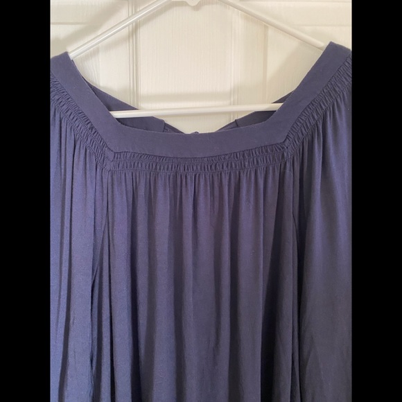 Ann Taylor Blouse - Picture 2 of 6